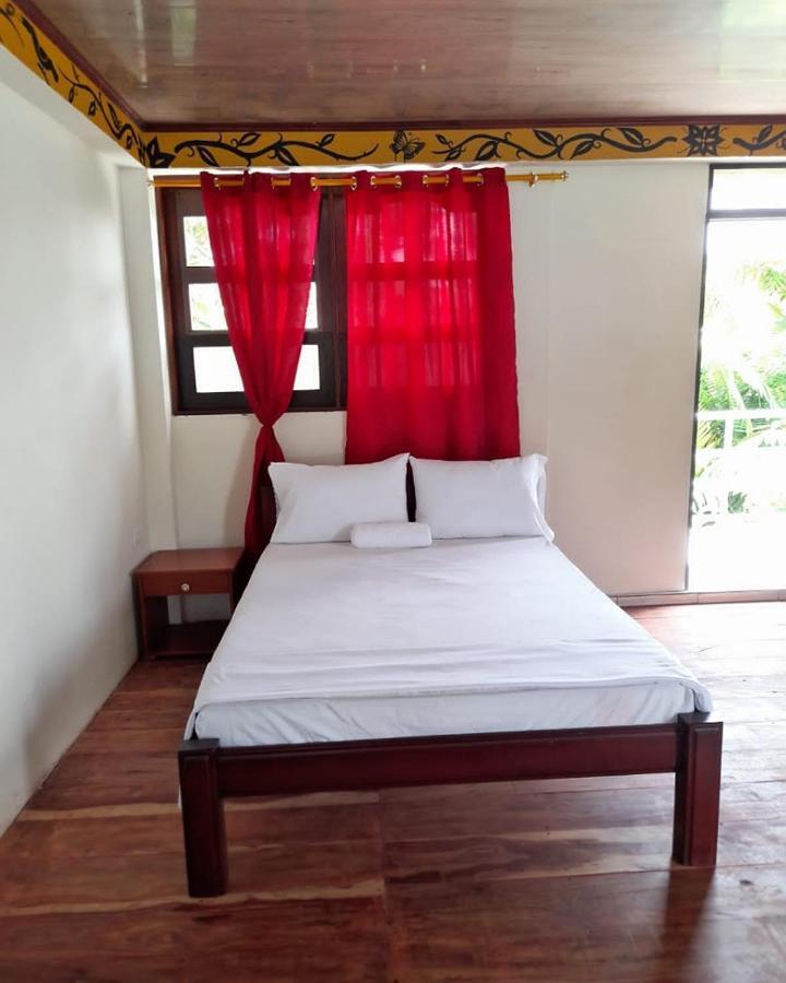 Wikungo Hotel Puerto Nariño 外观 照片